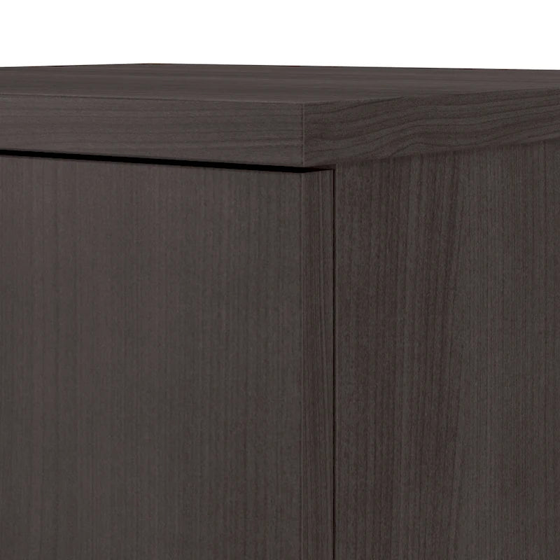Armoire de rangement haute avec portes et étagères