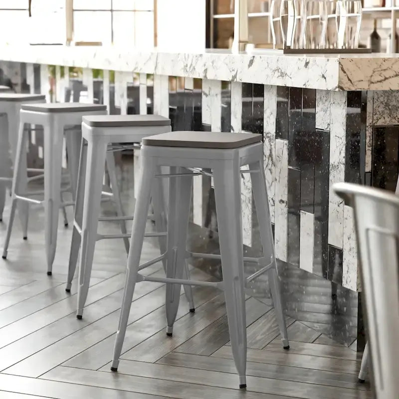 Tabouret de bar sans dossier intérieur/extérieur avec assise en résine de polyéthylène