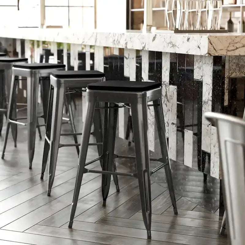 Tabouret de bar sans dossier intérieur/extérieur avec assise en résine de polyéthylène