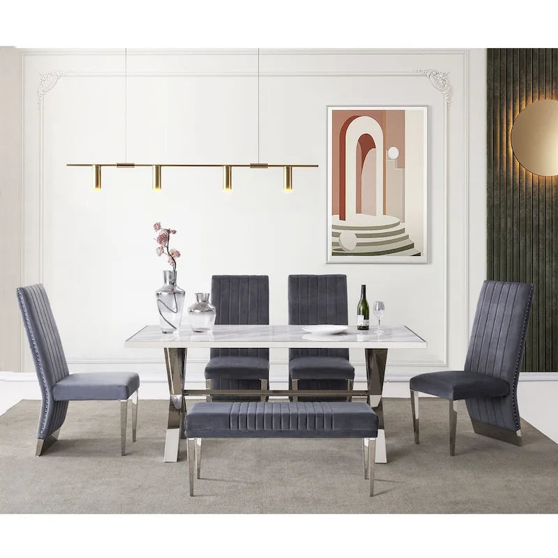Chaises de salle à manger modernes à dossier haut avec clous décoratifs et pieds en métal poli